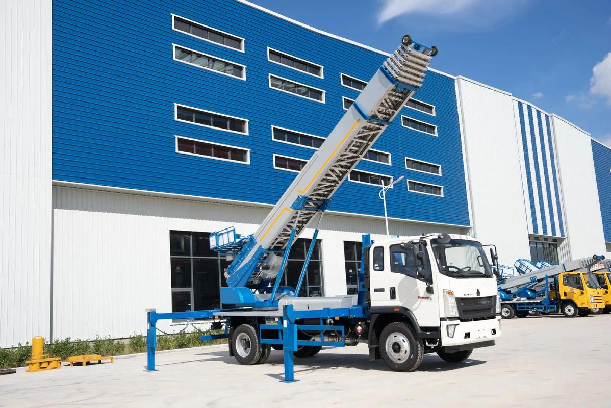 镇江小型云梯车上料车租赁多少钱